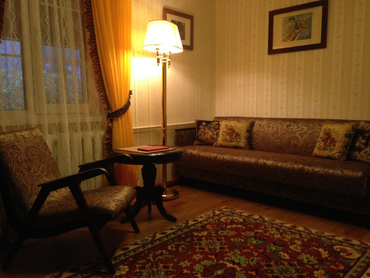 Domik V Lesy Konuk evi Lyutezh Dış mekan fotoğraf